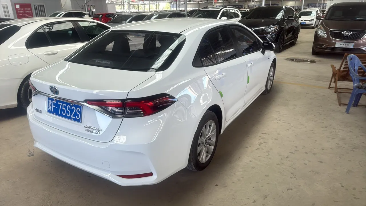 Toyota 2023 Corolla Double Engine 1.8 Stepless Intelligent Electric Hybrid Elite Automatic Gear 11