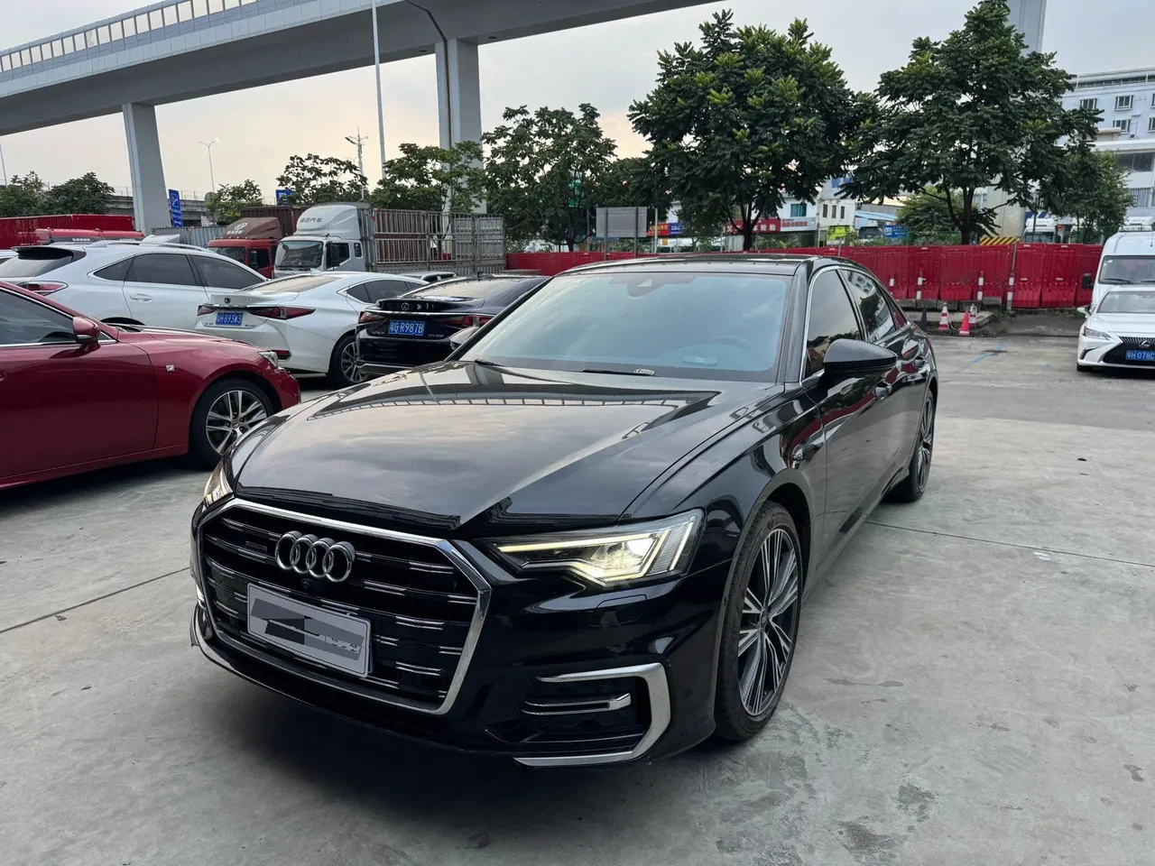 Open image lightbox: Audi 2023 A6L 2.0TFSI 45TFSI Quattro Selected Dynamic (Modified) Automatic Gear