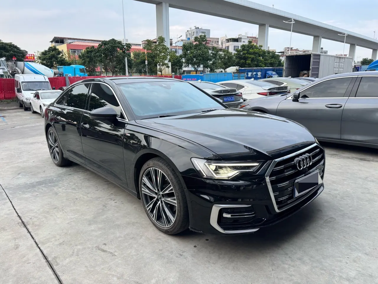 Audi 2023 A6L 2.0TFSI 45TFSI Quattro Selected Dynamic (Modified) Automatic Gear 3