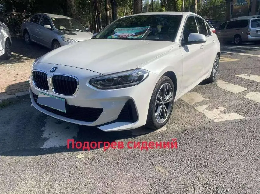 BMW 1 Series 2022 120i 1.5T M Sports Edition Automatic Gear 3