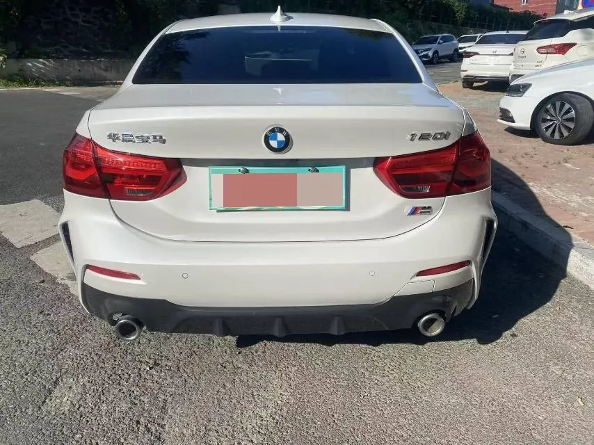 BMW 1 Series 2022 120i 1.5T M Sports Edition Automatic Gear 6