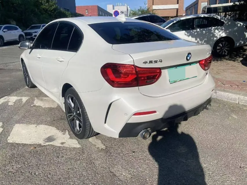BMW 1 Series 2022 120i 1.5T M Sports Edition Automatic Gear 7