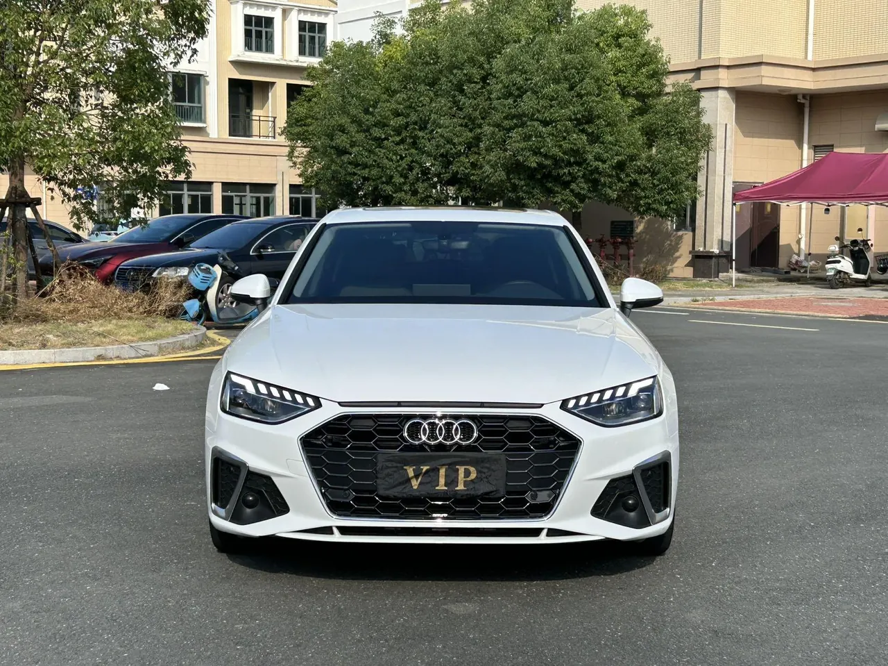 Audi 2020 A4L 2.0TFSI 40TFSI Fashion Dynamic Automatic 2