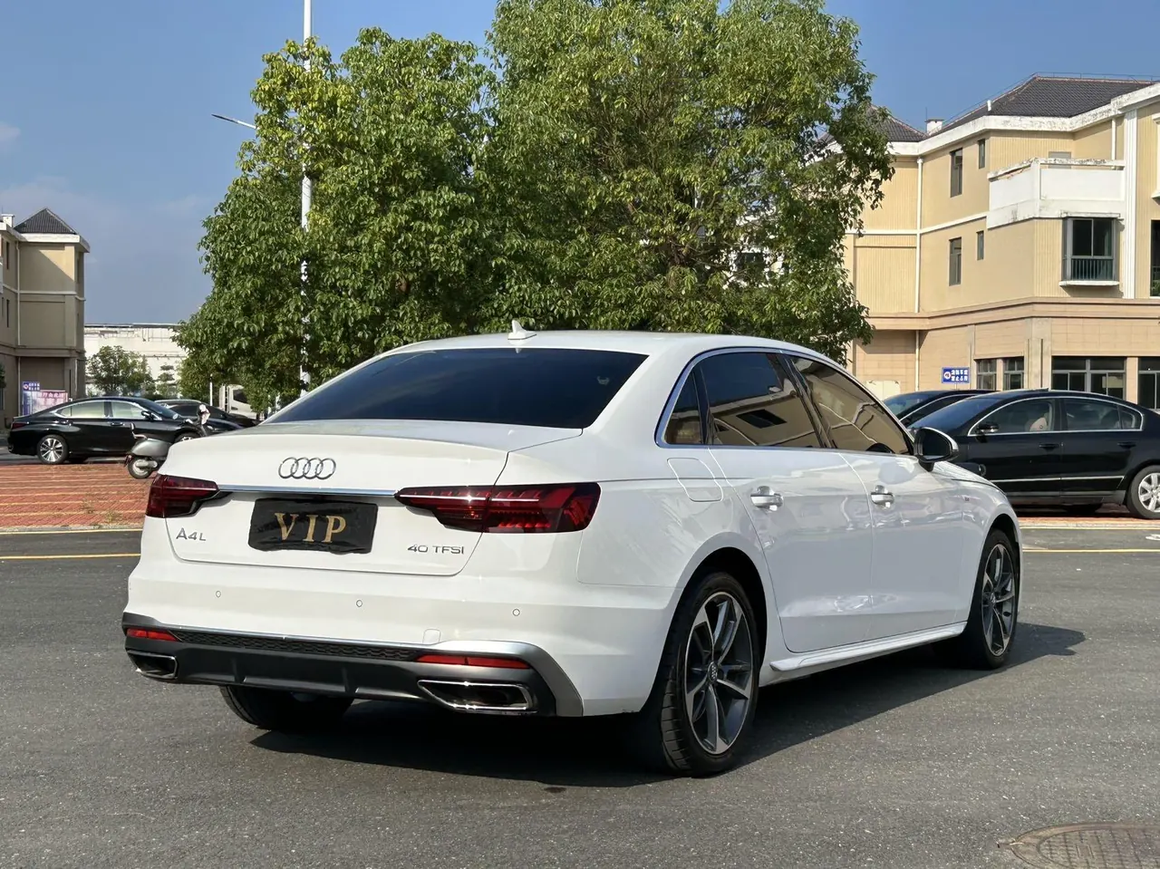 Audi 2020 A4L 2.0TFSI 40TFSI Fashion Dynamic Automatic 6