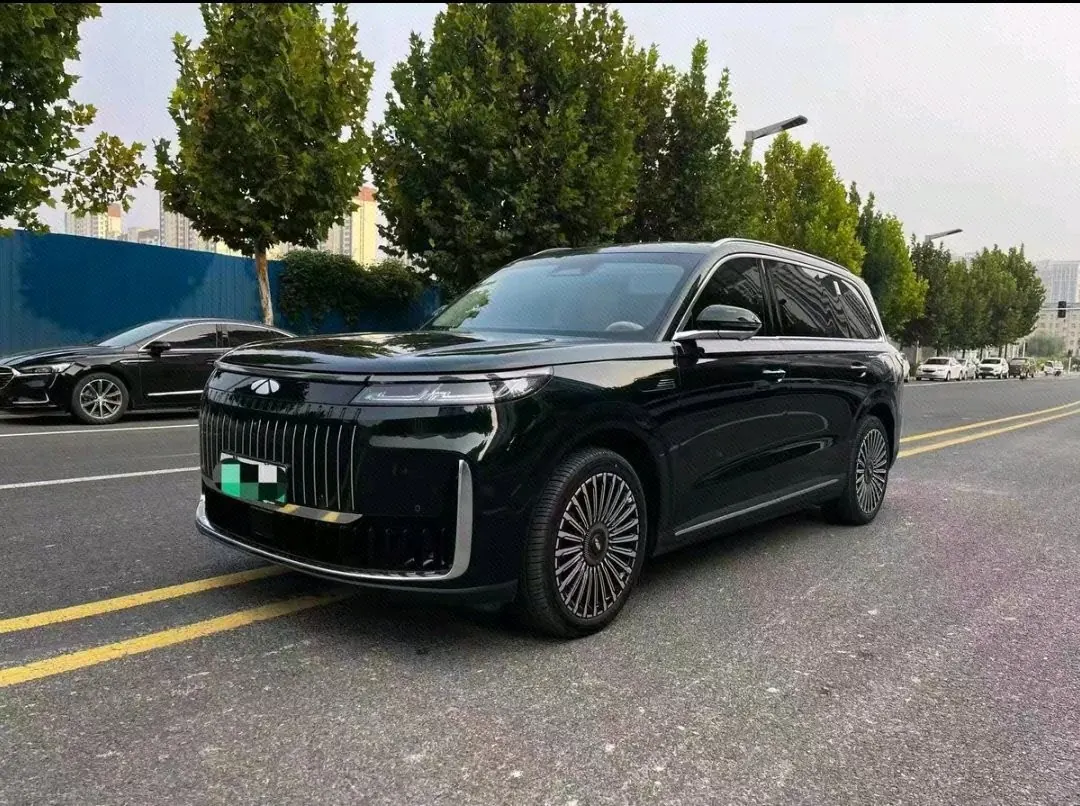 Open image lightbox: Chery 2026 Fengyun T 11 220 Four-wheel Drive Dual IMAX Cinema Edition Automatic Gear