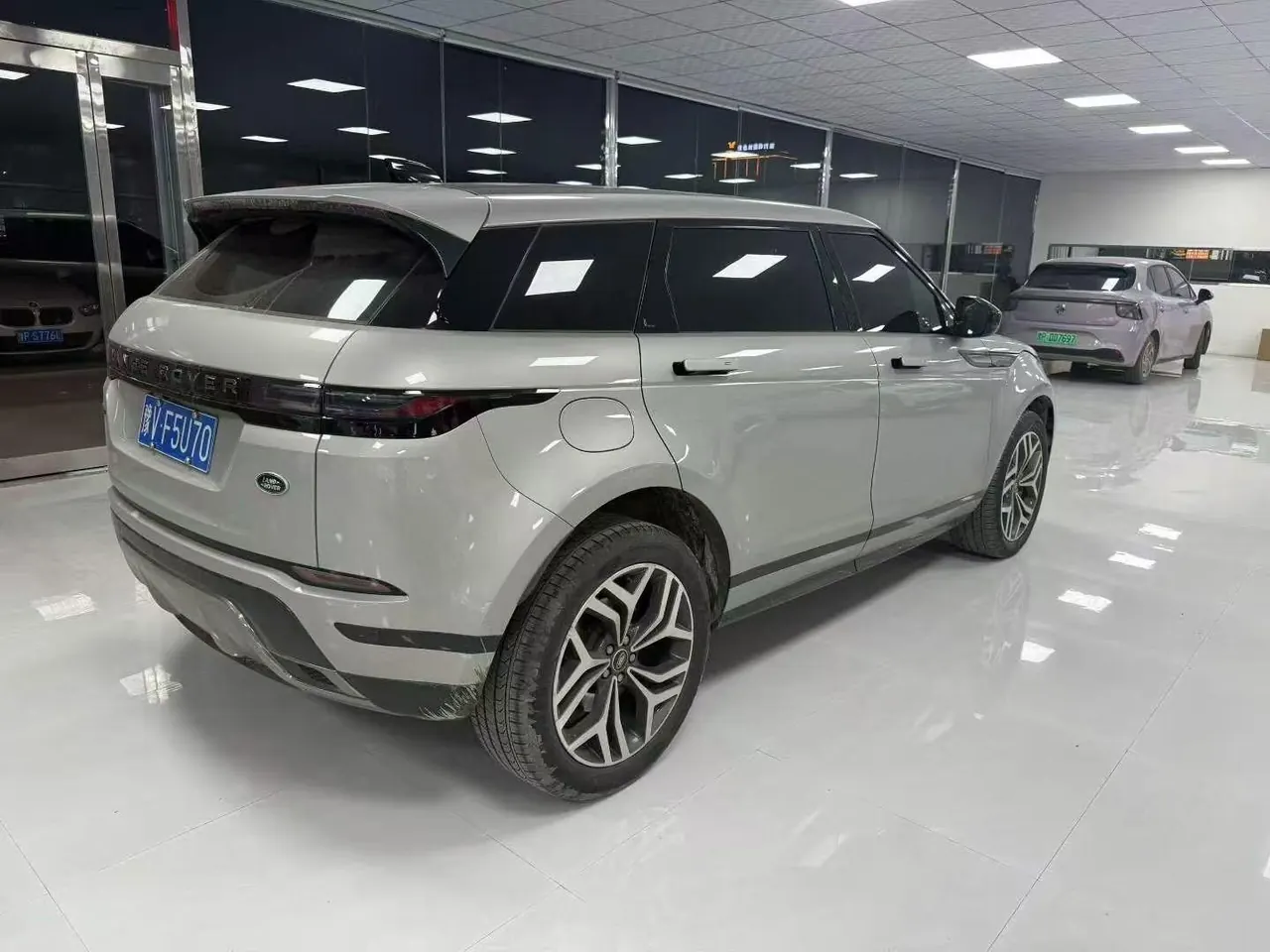 Land Rover 2024 evoque L 48V 2.0T 249PS automatic gear 4