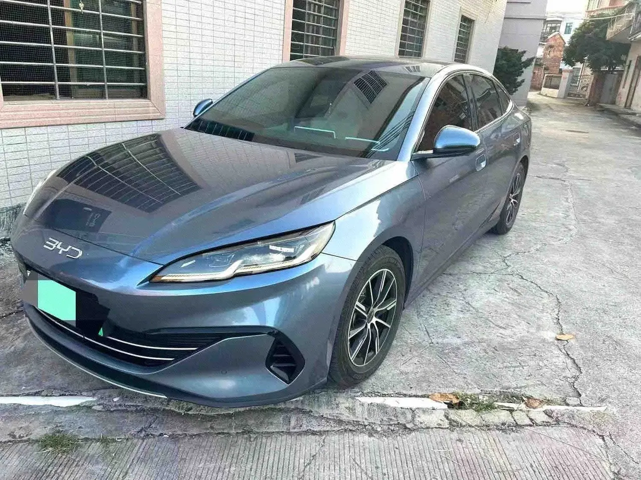 Open image lightbox: BYD 2024 Seal 06 DM-i 1.5 Stepless 120KM Honorable Automatic Gear