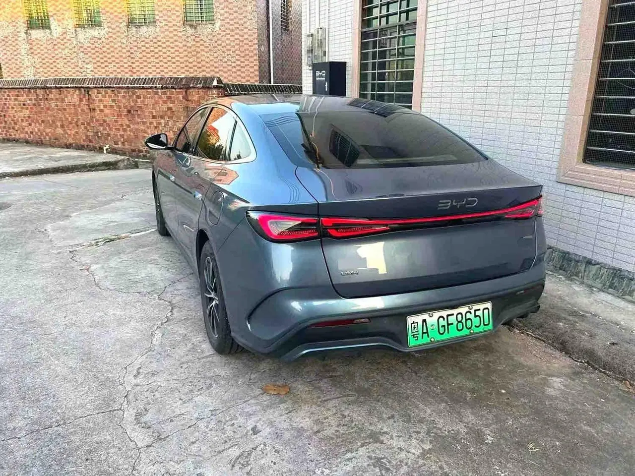 BYD 2024 Seal 06 DM-i 1.5 Stepless 120KM Honorable Automatic Gear 7