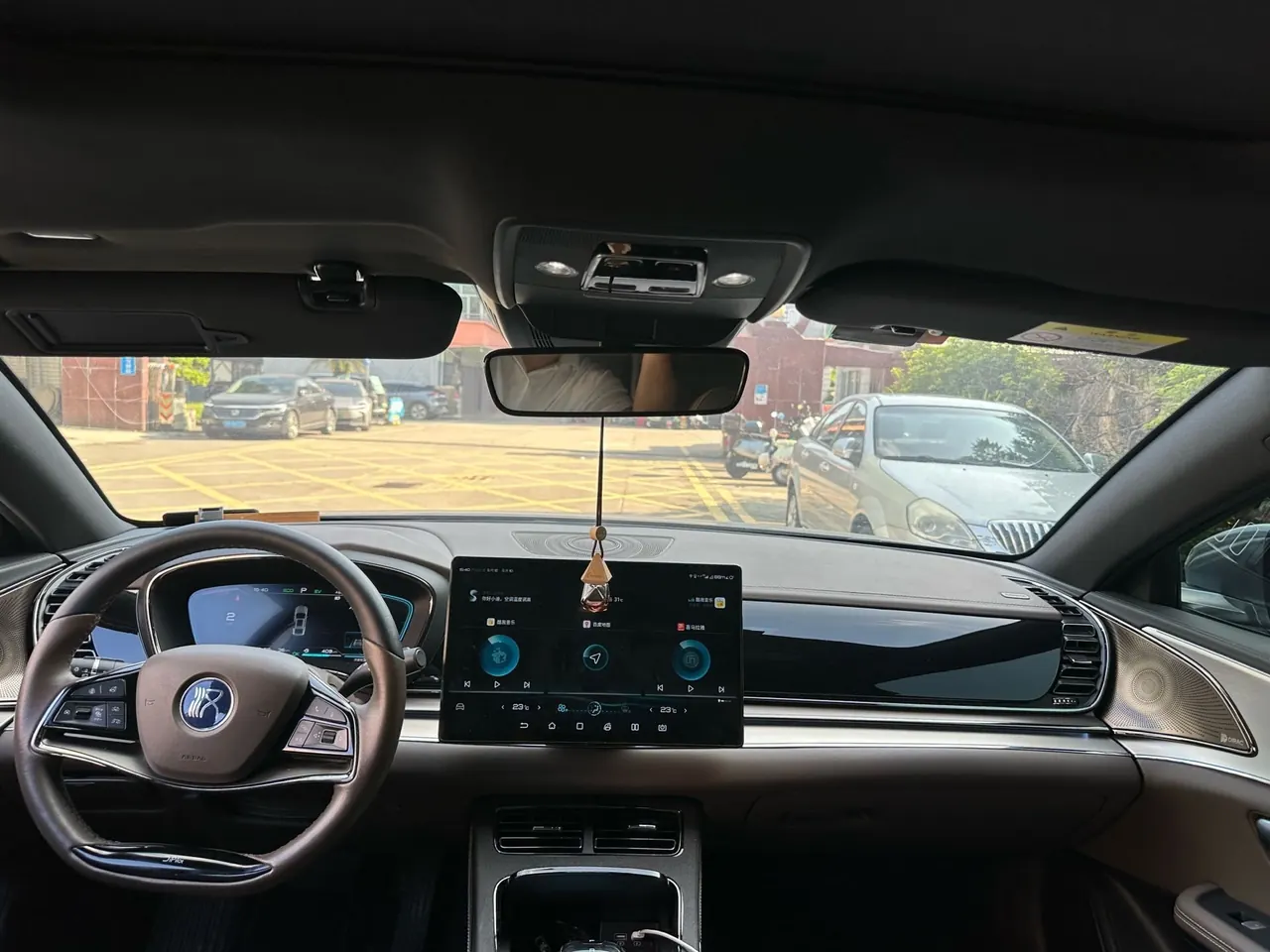 BYD 2020 Han DM 2.0T four-wheel drive performance version luxury automatic gear 6
