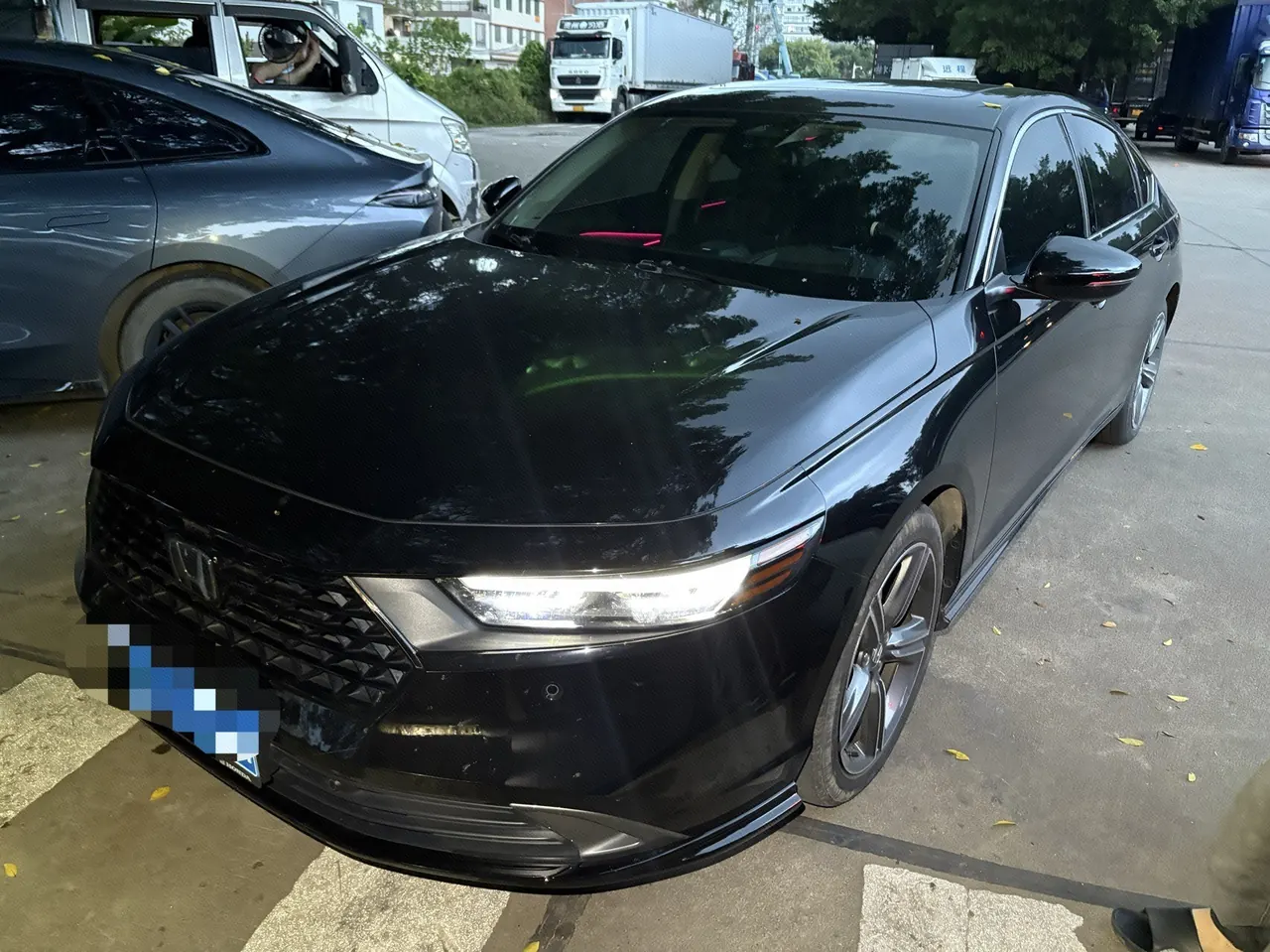 打开图片灯箱:Honda 2023 11th Generation Accord 1.5T Stepless 260TURBO Premium Edition Automatic Gear