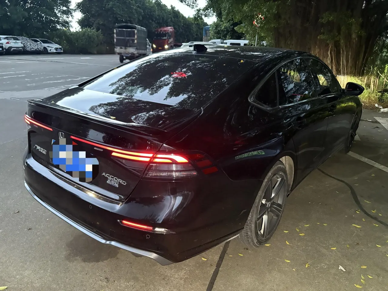 Honda 2023 11th Generation Accord 1.5T Stepless 260TURBO Premium Edition Automatic Gear 3
