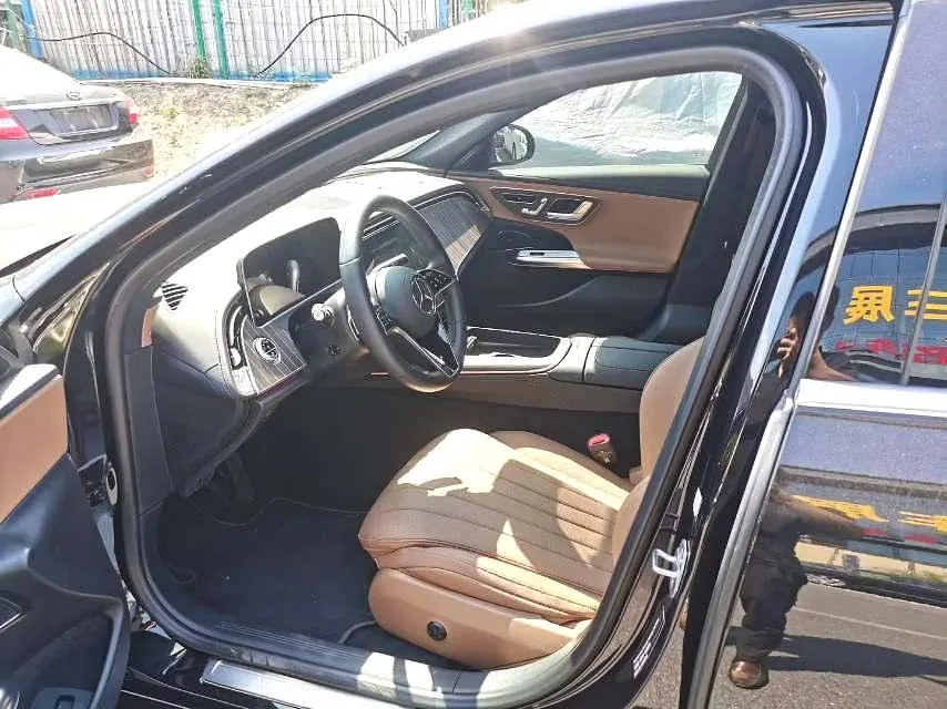 Mercedes Benz E Class 2024 E 300 L 48V 2.0T Fashion Automatic Gear 5