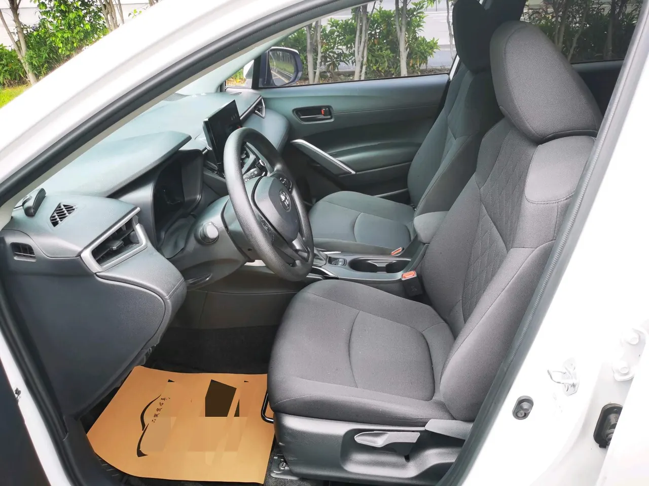 Toyota 2023 Corolla Sharp Double Engine 2.0 Stepless Pioneer Edition Automatic Gear 5