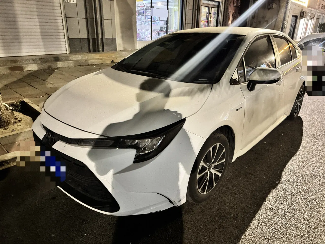 Open image lightbox: Toyota 2024 Lei Ling Shuangqing 1.8 Stepless Intelligent Electric Hybrid Leading Edition Automatic Gear