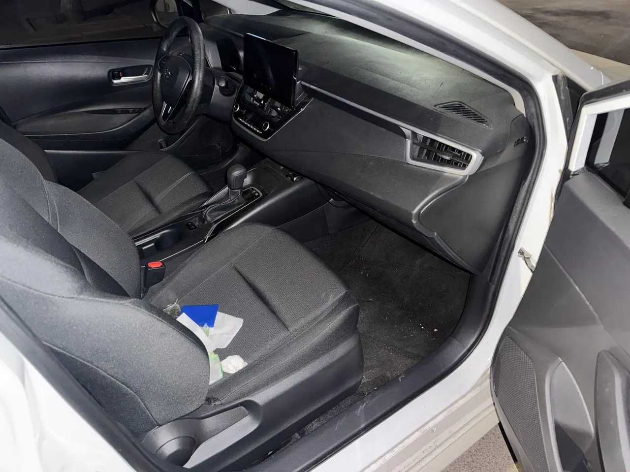 Toyota 2024 Lei Ling Shuangqing 1.8 Stepless Intelligent Electric Hybrid Leading Edition Automatic Gear 3