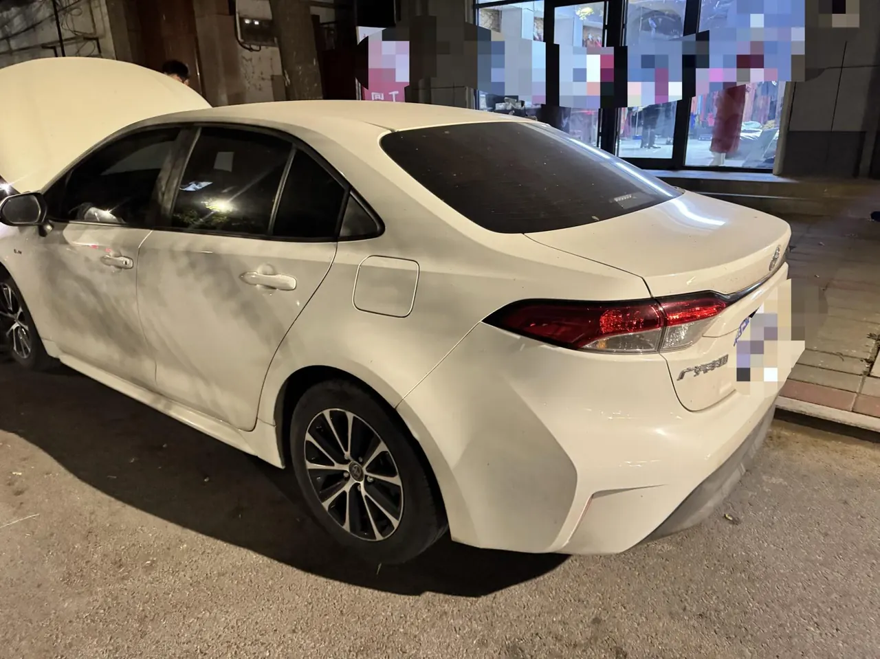 Toyota 2024 Lei Ling Shuangqing 1.8 Stepless Intelligent Electric Hybrid Leading Edition Automatic Gear 7