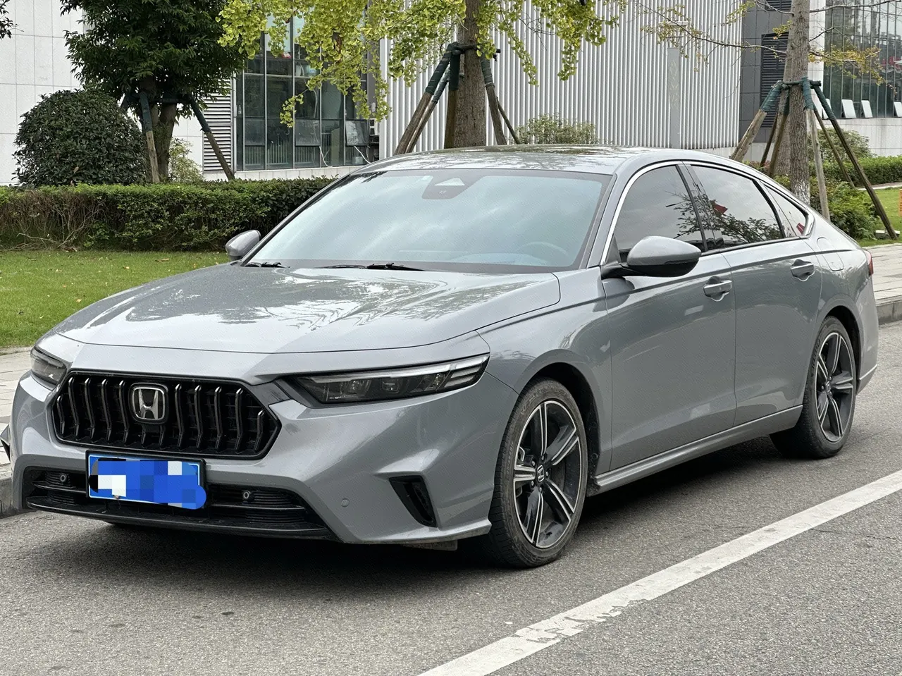 Открыть галерею: Honda 2023 INSPIRE (Yingshi Pai) 1.5T Stepless 260TURBO Jingyue Edition Automatic Gear