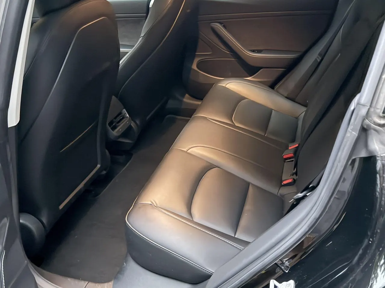 Tesla 2020 Model 3 long endurance rear wheel drive version (modified) automatic gear 4