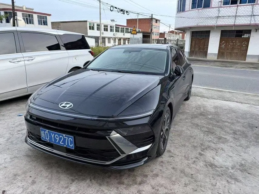Open image lightbox: Hyundai 2024 11th Sonata 1.5T Pro Automatic Gear