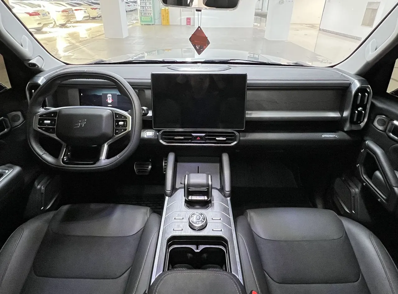 Jetour 2024 Traveler 2.0T 4-wheel Drive Yueyo PRO Automatic Gear 8