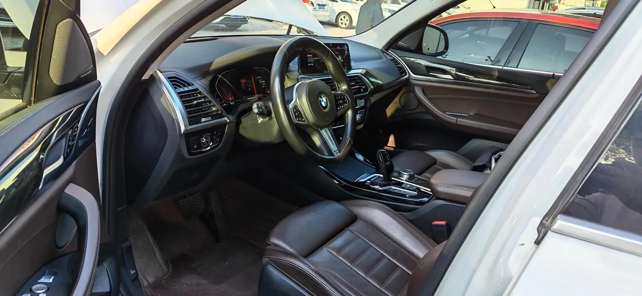 BMW 2020 X3 xDrive30i 2.0T Leading M Sports Suit Automatic Gear 4