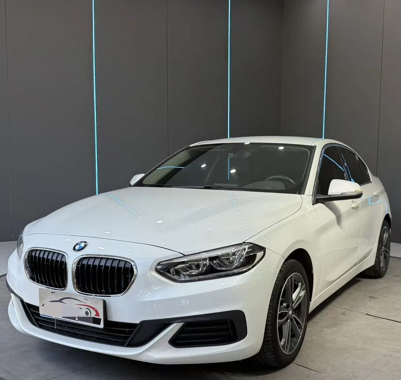 Open image lightbox: BMW 1 Series 2020 120i 1.5T Fashion Automatic