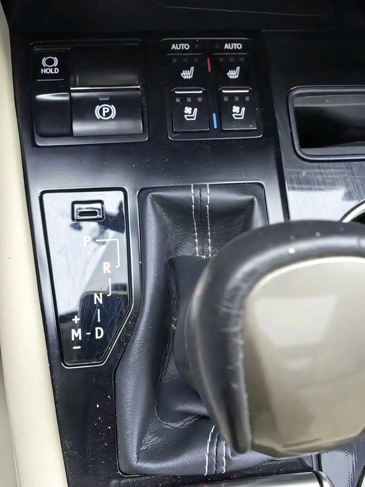 Lexus RX (Imported) 2020 RX300 2.0T Four-wheel Drive Elegant Automatic Gear 16