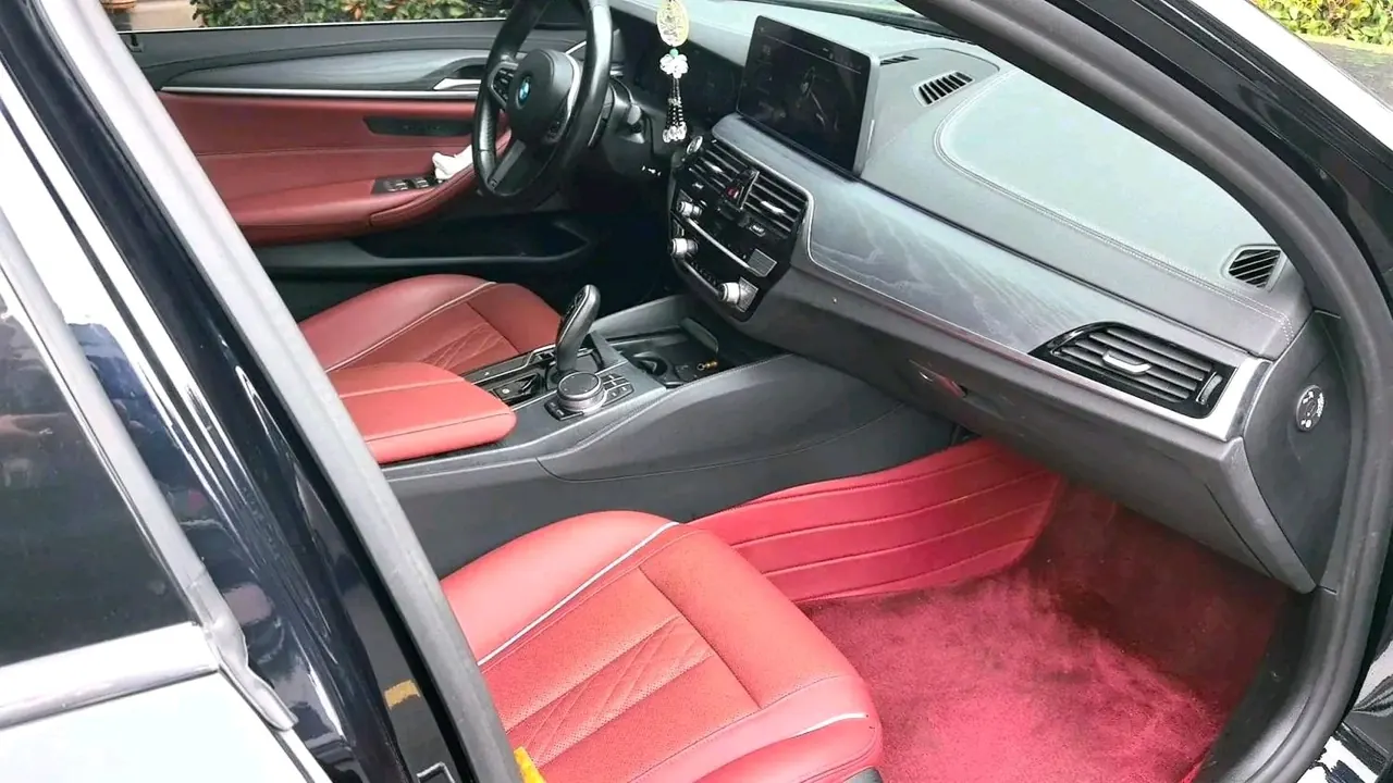 BMW 5 Series 2021 530Li 2.0T Leading M Sports Suit Automatic Gear 2