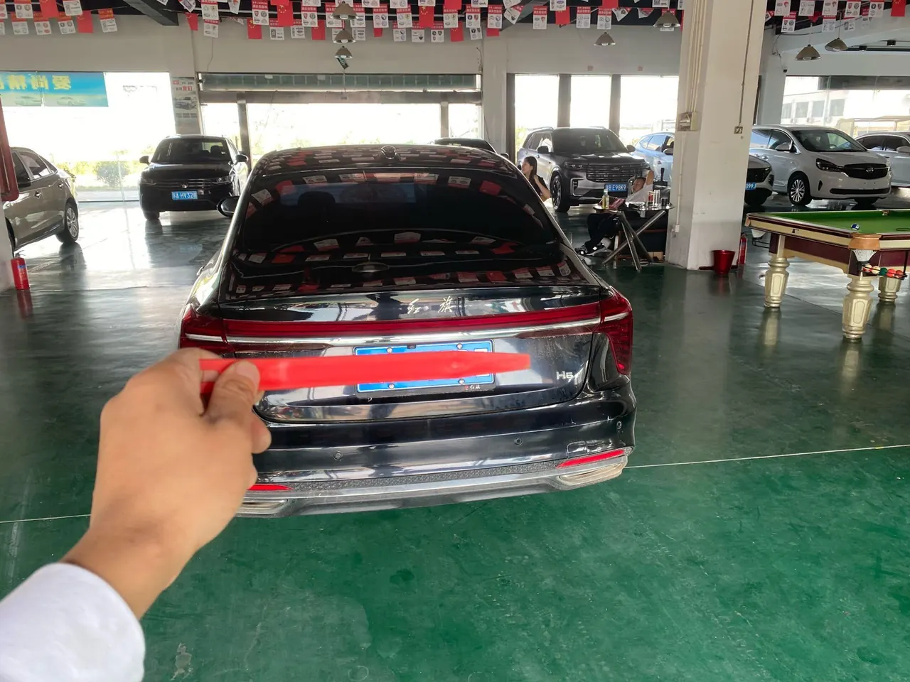 HongQi 2023 H5 2.0T Zhilian Qi Chang Edition Automatic Gear 5