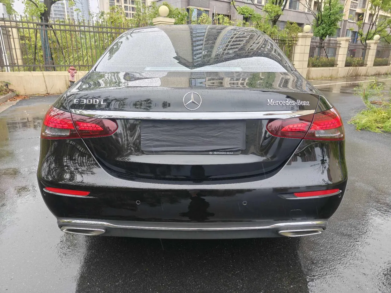 Mercedes Benz E Class 2023 E 300 L 2.0T Luxury Automatic Gear 10