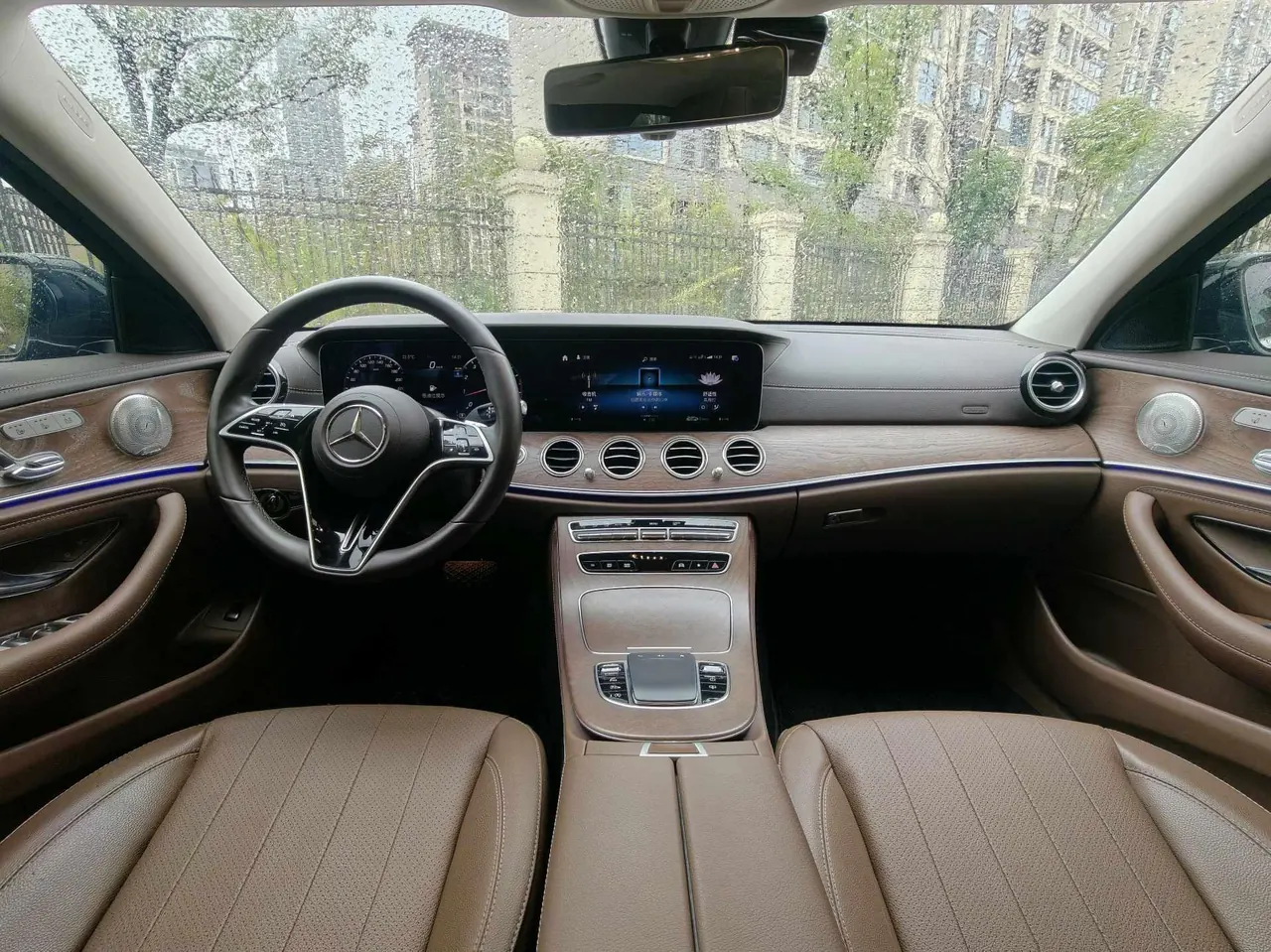 Mercedes Benz E Class 2023 E 300 L 2.0T Luxury Automatic Gear 5