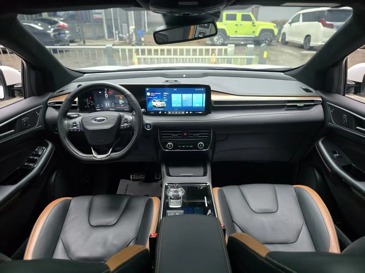 Ford 2021 Ruijie PLUS 2.0T EcoBoost 245 4-wheel drive Zunrui 7-seat automatic gear 8