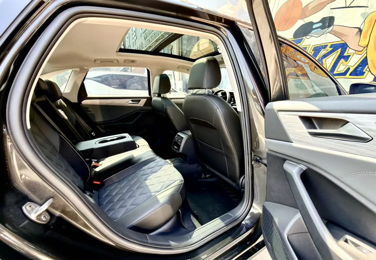 Volkswagen 2023 Sagitar 1.5TSI 300TSI Exceed Edition Automatic 4