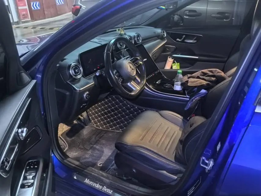 Mercedes Benz Class C New Energy 2023 C 350 e L 2.0T Automatic Gear 4