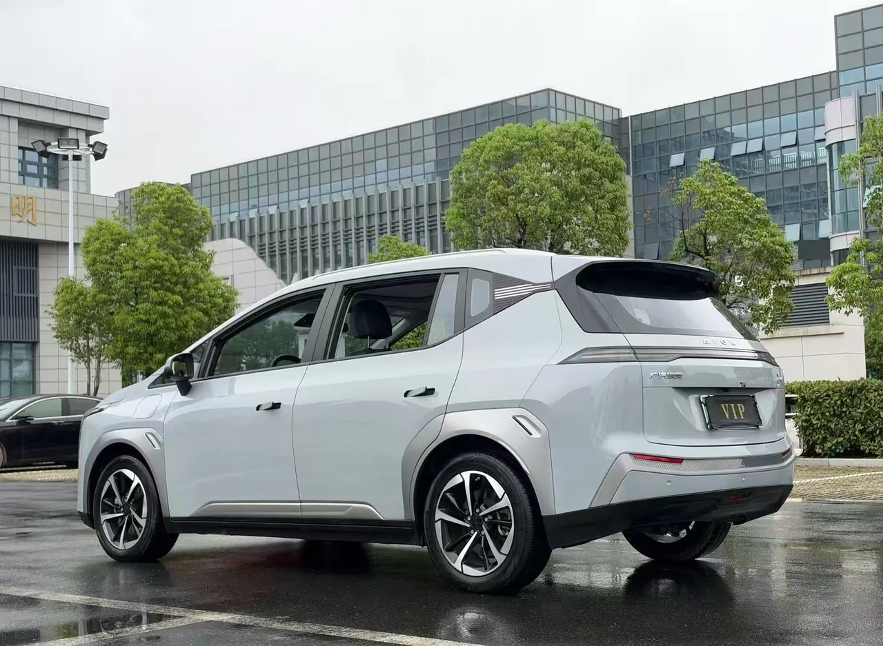 GAC Aion 2023 Aion Y PLUS 70 Smart Collar Edition Automatic Gear 4