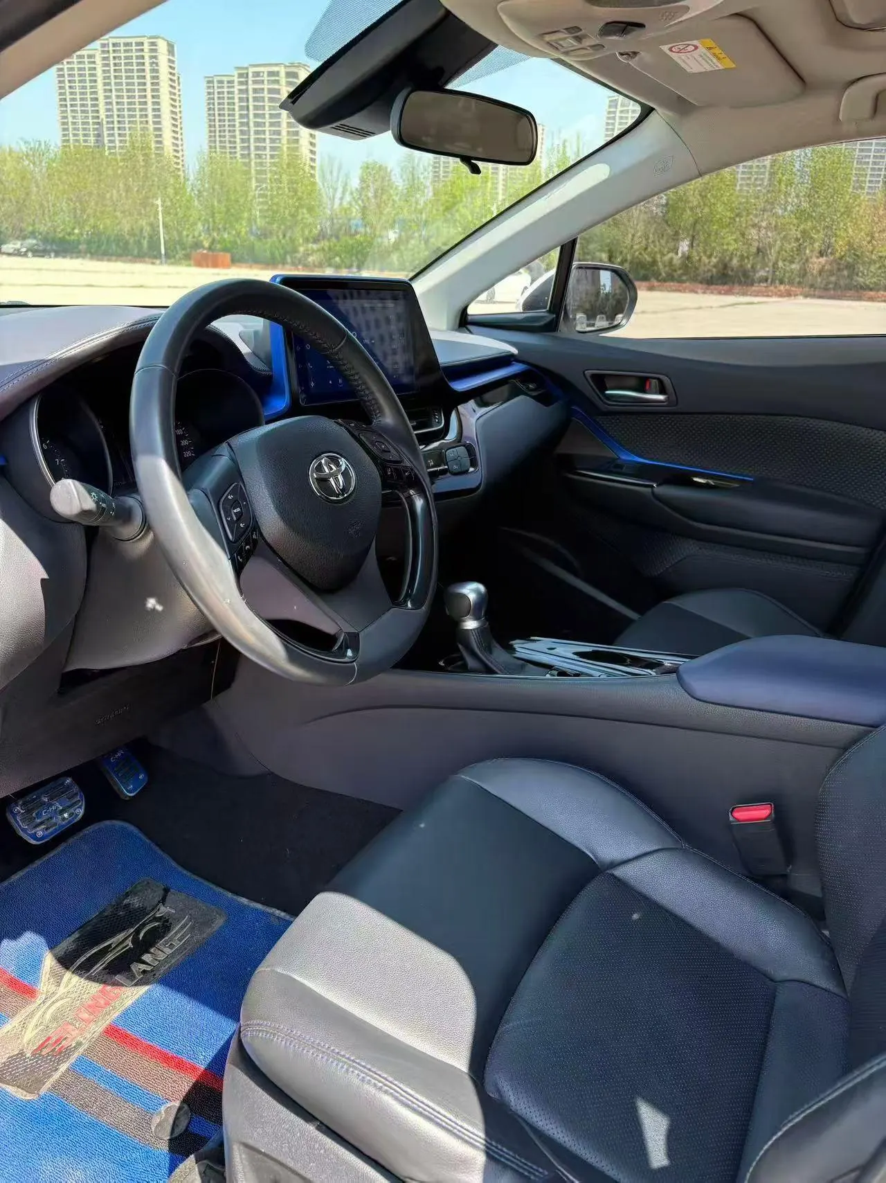Toyota 2021 C- HR 2.0 Stepless Deluxe Edition Automatic Gear 2