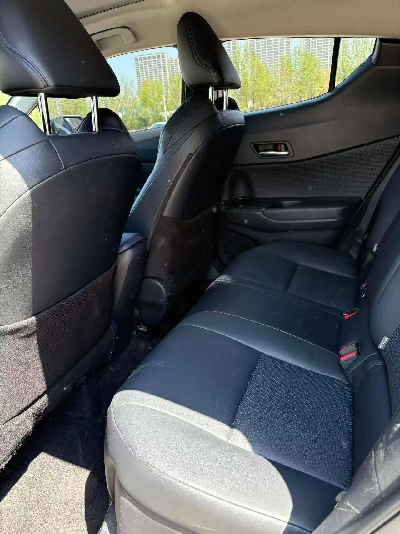 Toyota 2021 C- HR 2.0 Stepless Deluxe Edition Automatic Gear 3