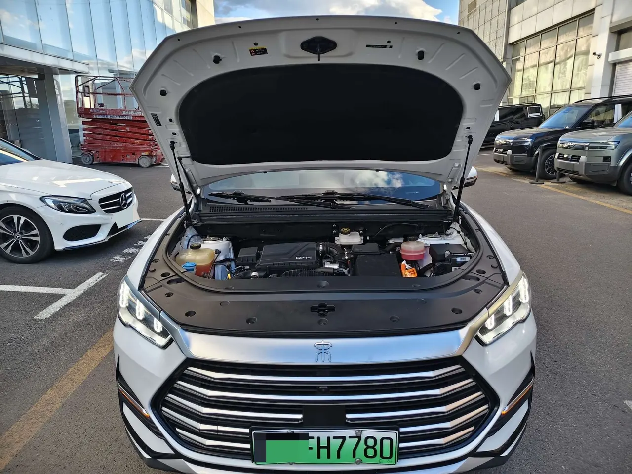 BYD Song PLUS New Energy 2021 Song PLUS DM-i 1.5 Stepless 51KM Honorable Automatic Gear 7