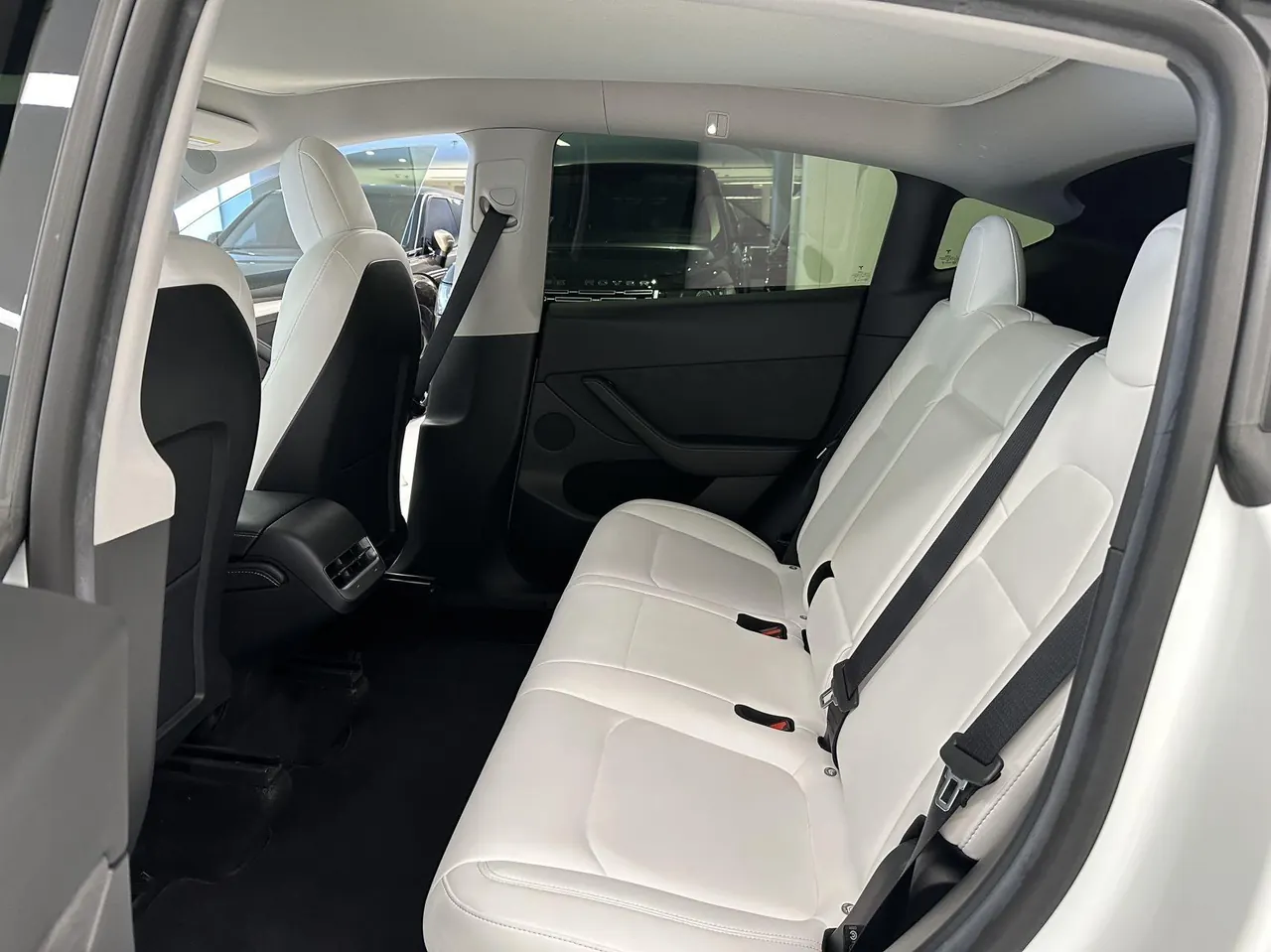 Tesla 2022 Model Y long endurance all-wheel drive version automatic transmission 5