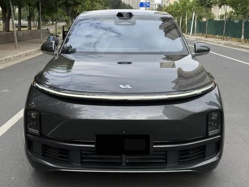 Li 2022 L9 1.5T Max Edition Automatic Gear 2