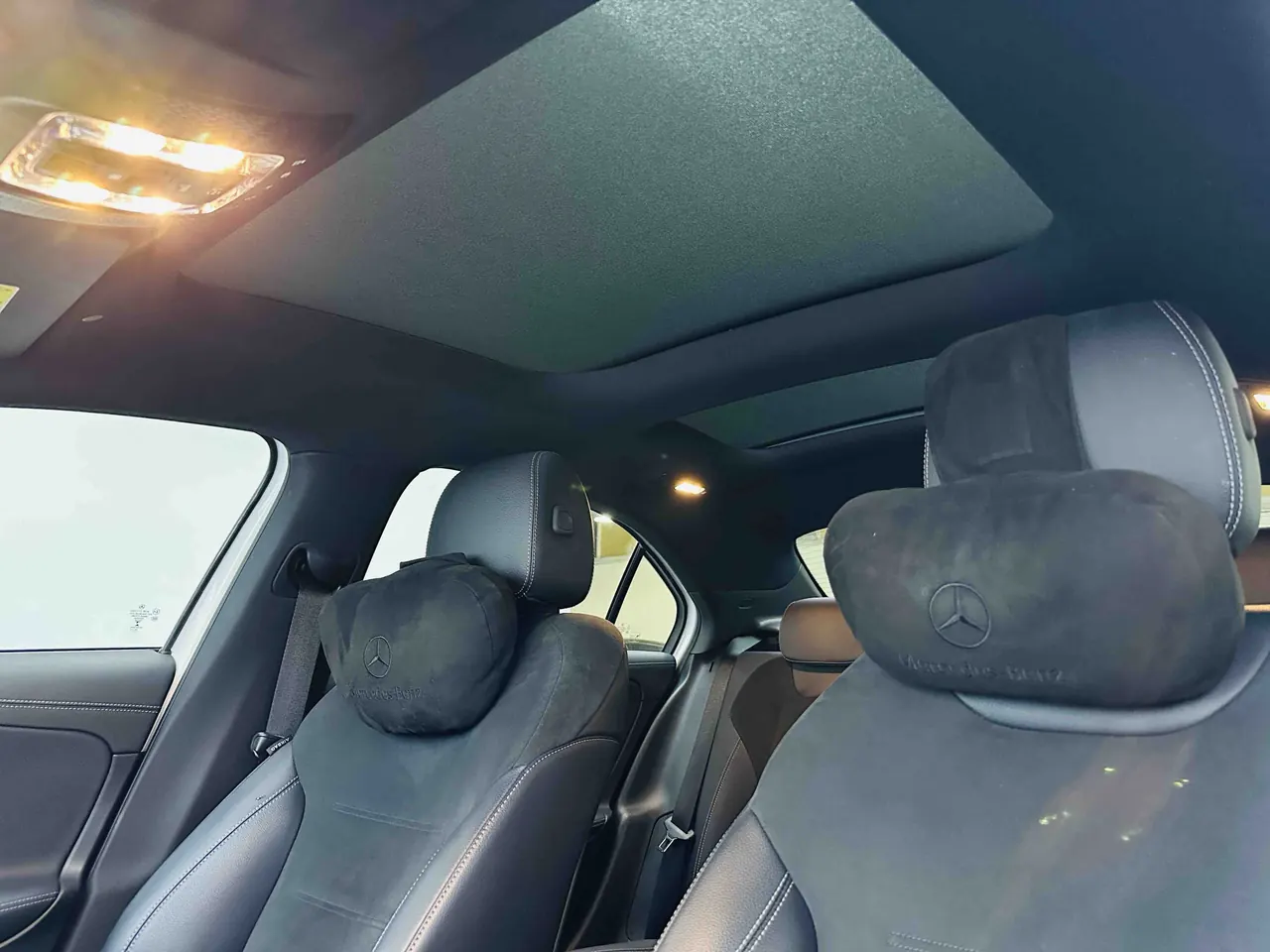 Mercedes Benz Class A 2023 A 200 L 1.3T Fashion Automatic Gear 3