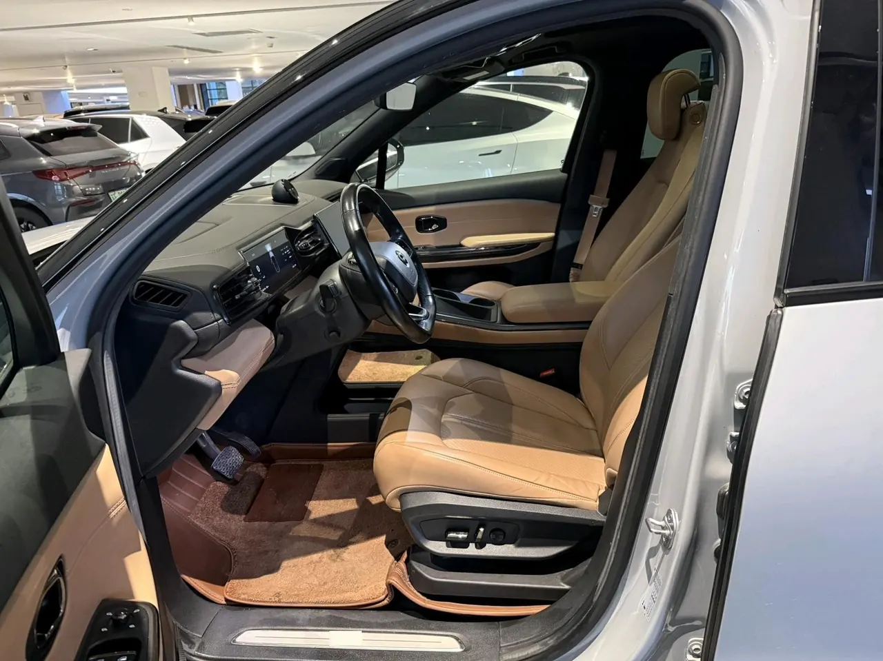 NIO 2020 ES 6 455KM Sports Edition Automatic Gear 4