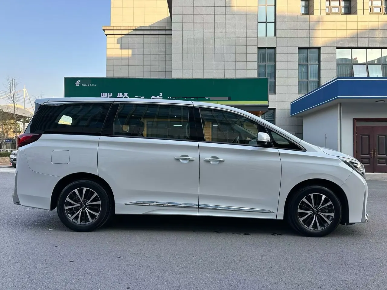 Chuanqi 2023 M8 2.0T 390T Lingxiu Series Deluxe Edition Automatic Gear 7