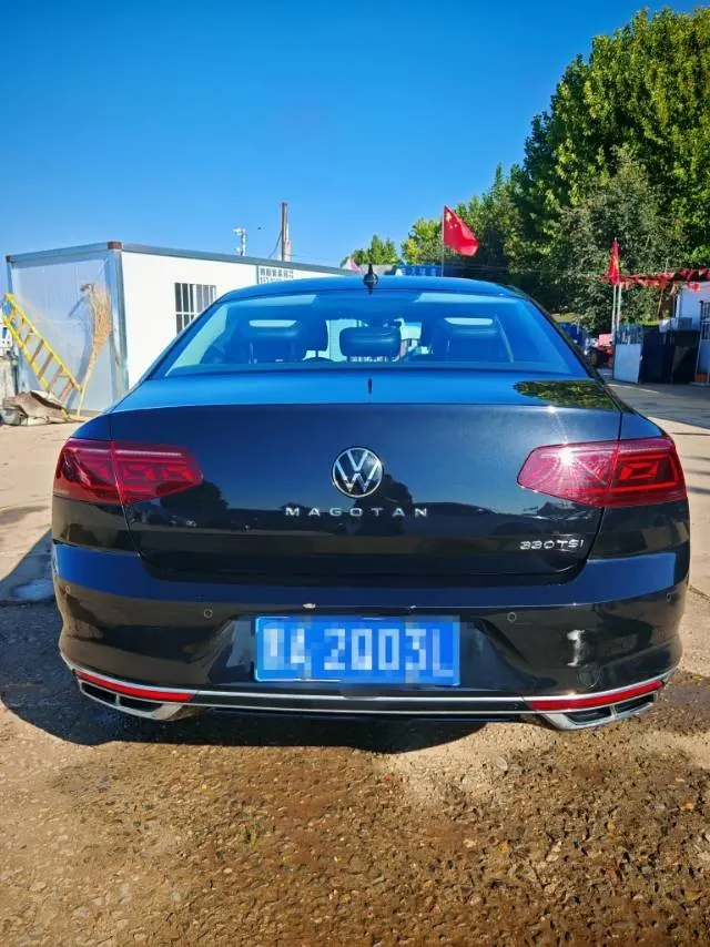 Volkswagen 2023 Magotan 2.0TSI 330TSI 2 million Commemorative Luxury Automatic Gear 4