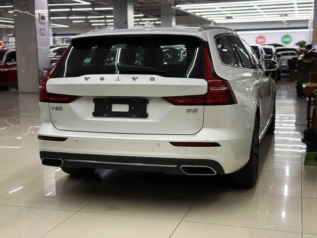 Volvo V60 (Imported) 2022 V60 48V 2.0T B5 Zhiyuan Deluxe Edition Automatic Gear 5