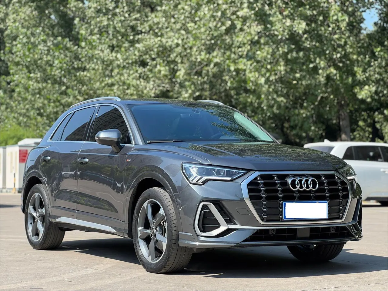 Audi 2022 Q3 1.4TFSI 35TFSI Fashion Dynamic Automatic 3