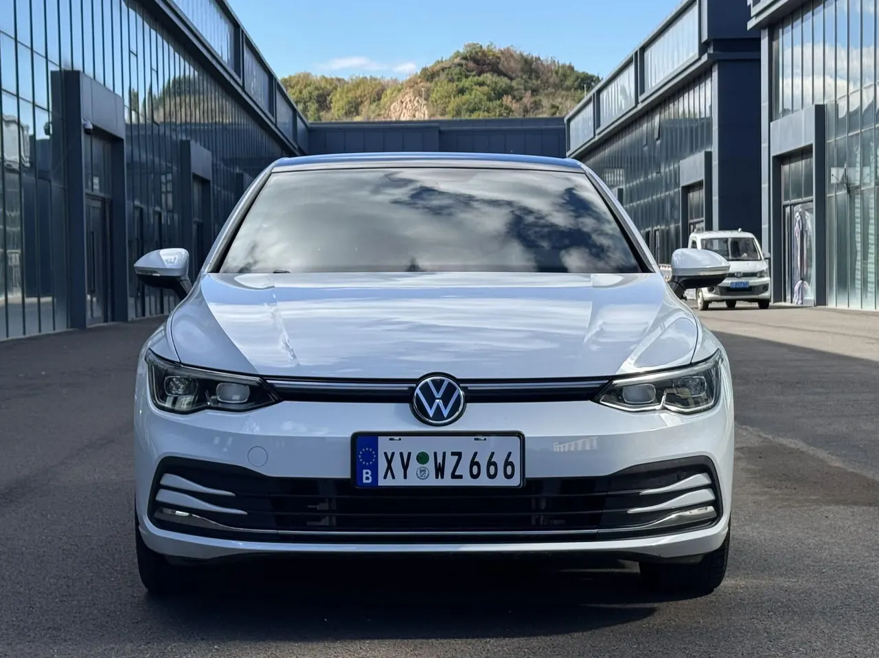 Volkswagen 2021 Golf 8 PRO 1.4TSI 280TSI Automatic 3