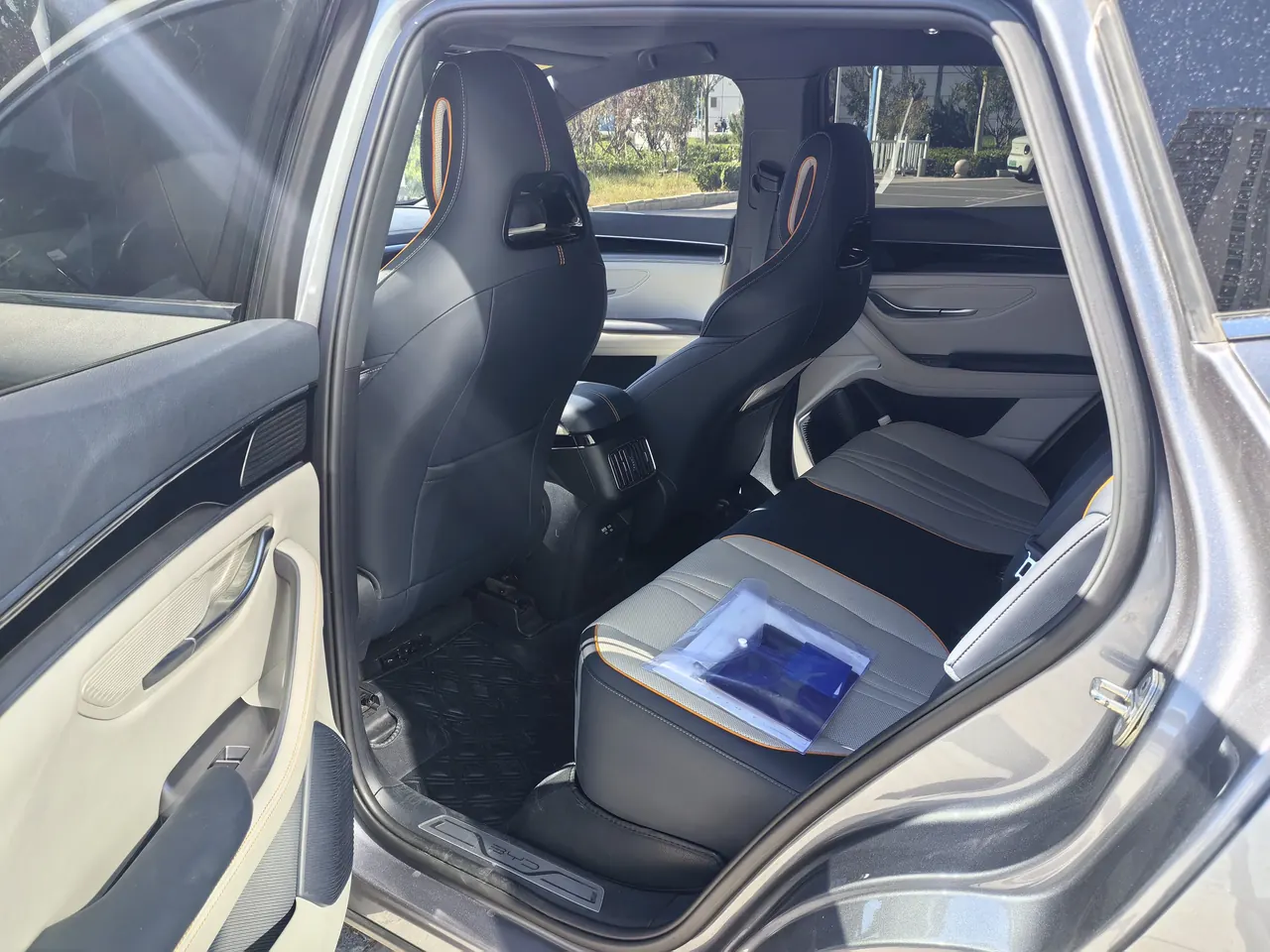 BYD 2023 Song PLUS DM-i 1.5 Stepless Champion Edition 150KM Flagship PLUS Automatic Gear 3