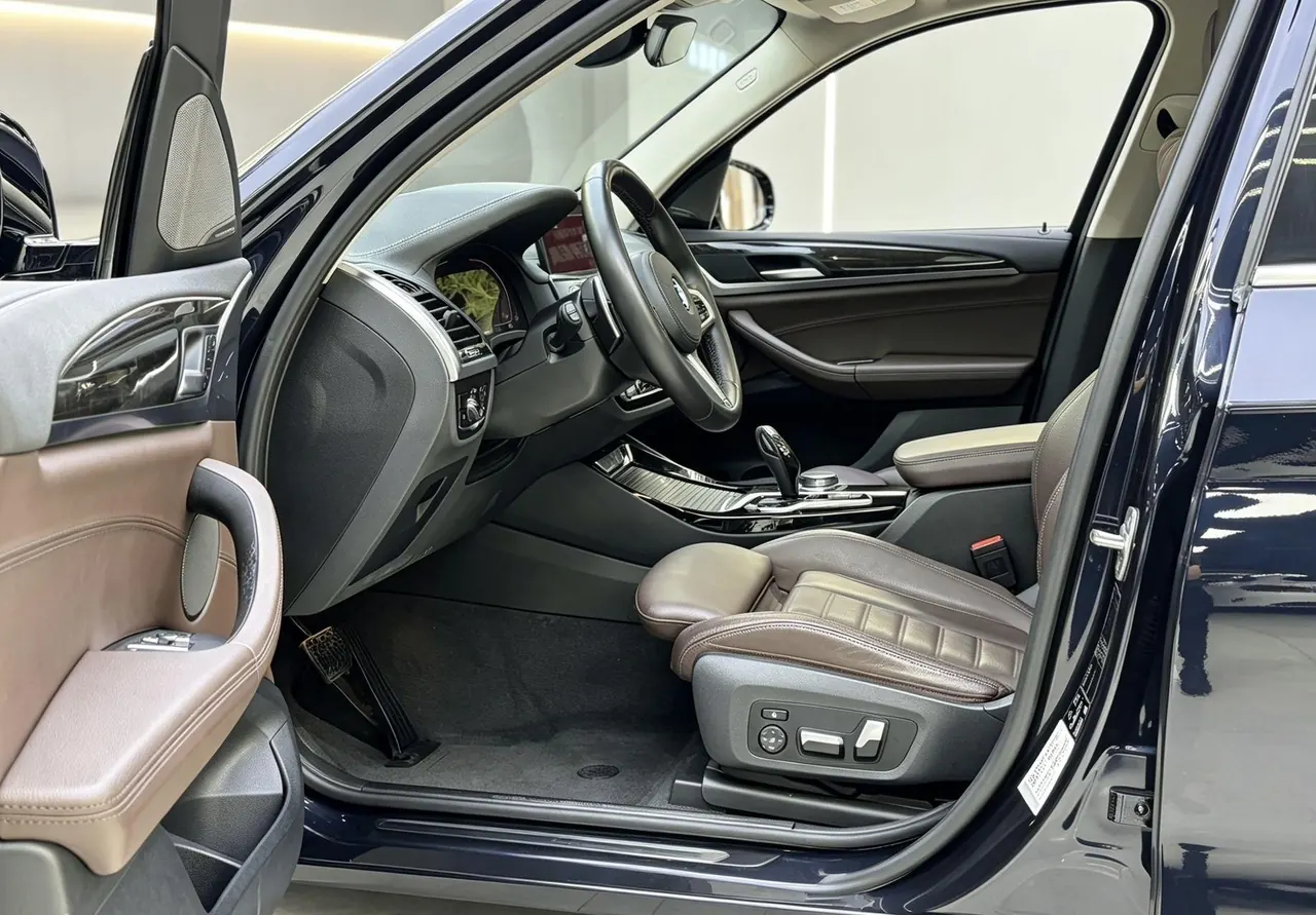 BMW 2020 X3 xDrive30i 2.0T Leading M Sports Suit Automatic Gear 4