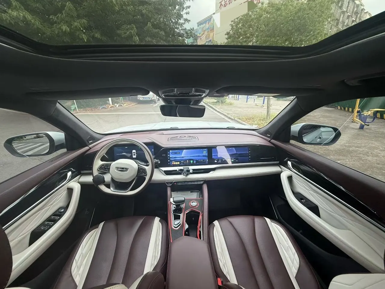 Geely 2021 XingyueL (Monjaro) 2.0TD EVO Two-Drive Flagship Automatic Gear 4